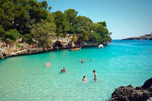 Cala Serena / Calo de ses Dones, Cala d’Or