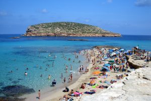 Las playas de Compte, Cala Conta y el Racó d’en Xic