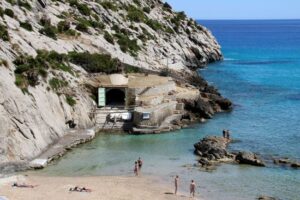 Cala Barques, Sant Vicenç